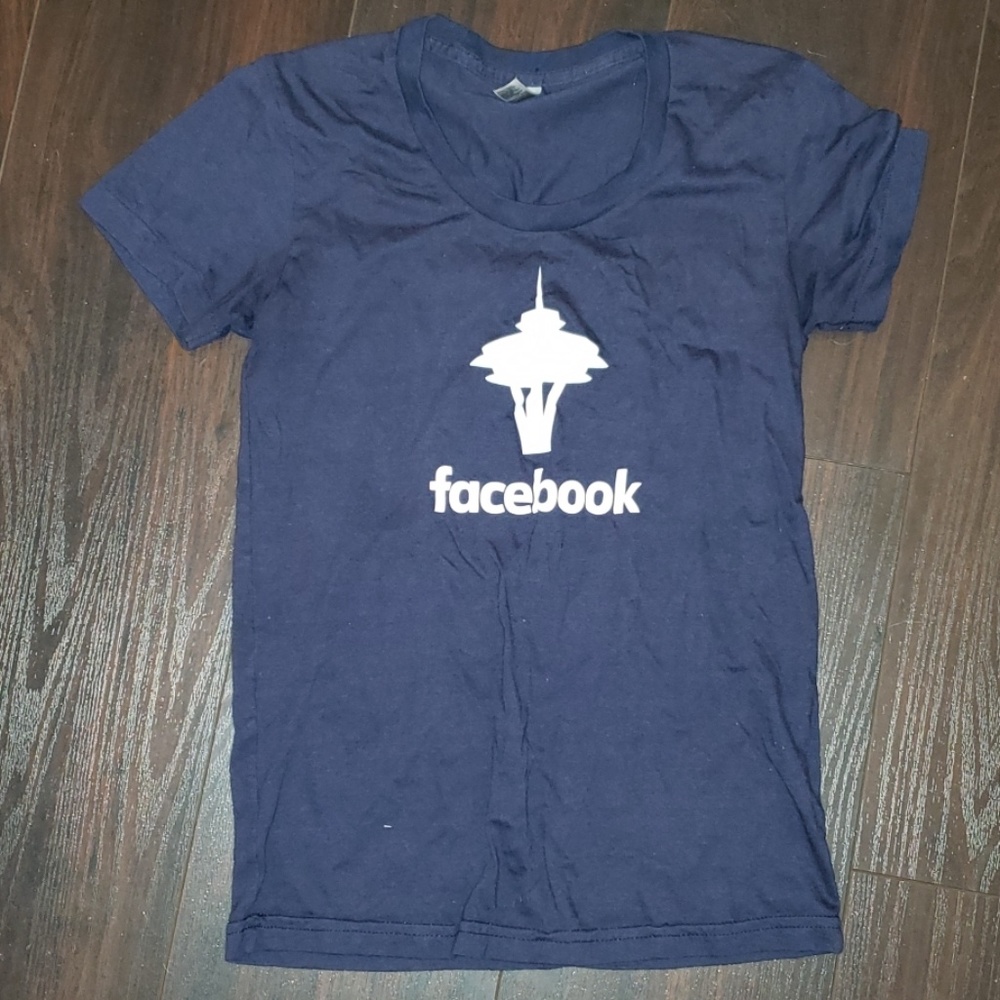 Women's tee
